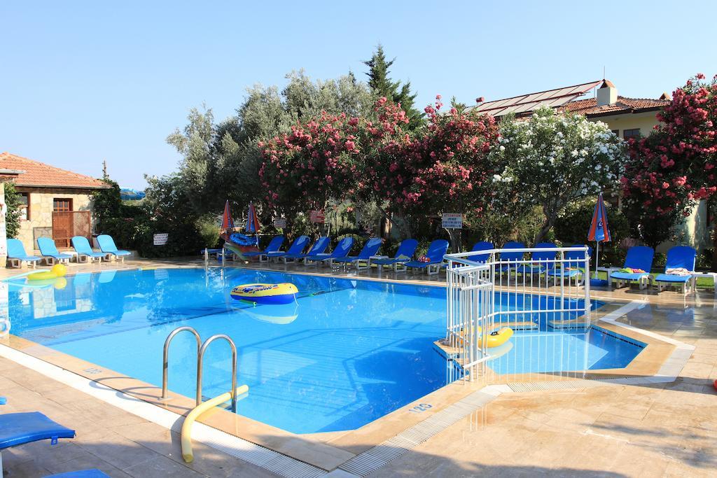 Gorkem Hotel & Apartments Oludeniz Exterior foto